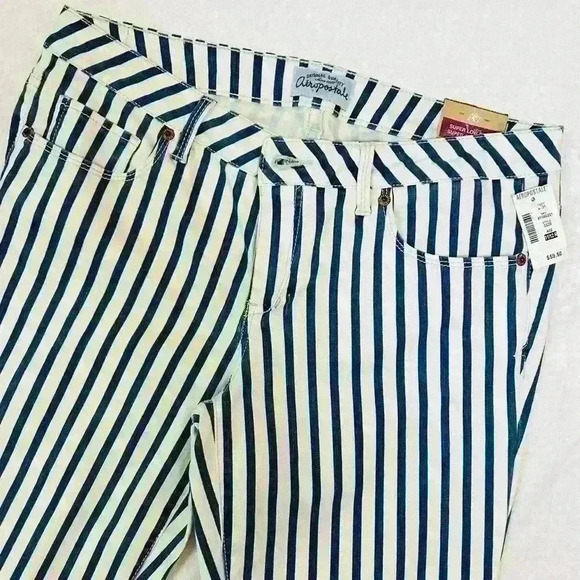 NWT Aeropostale Blue and White Striped
Super Low Rise Super Skinny Fit Jeans - Picture 8 of 12
